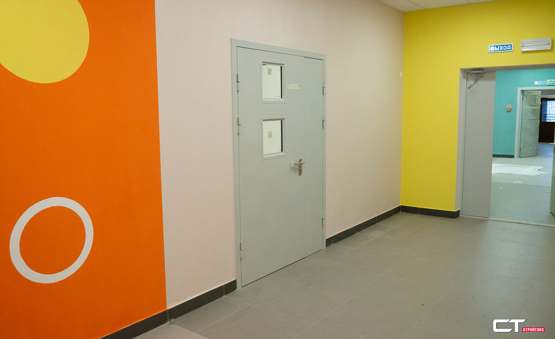 ДПМ-2 EIS60 300х400мм с фрамугой и накладкой из алюминия